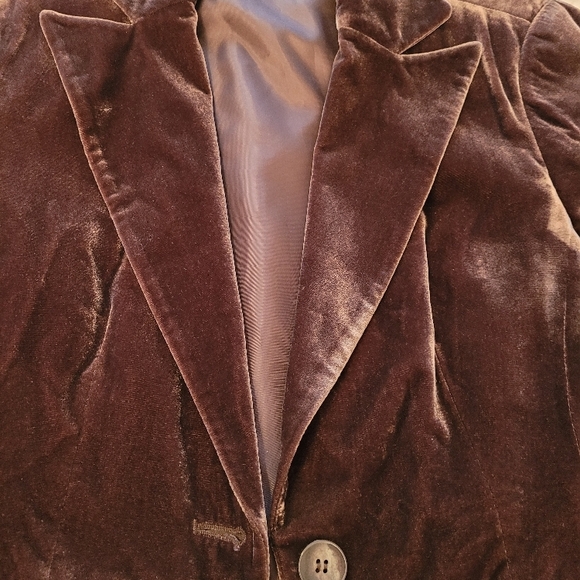 New - Brown Velvet Jacket in Size XS - Picture 4 of 6